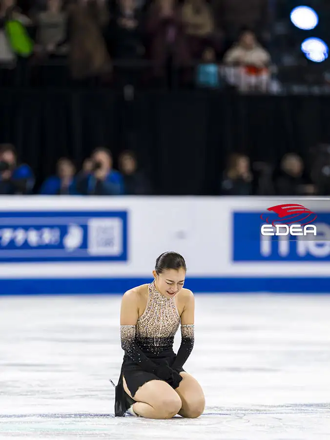 Ice Gallery Skates U.S.